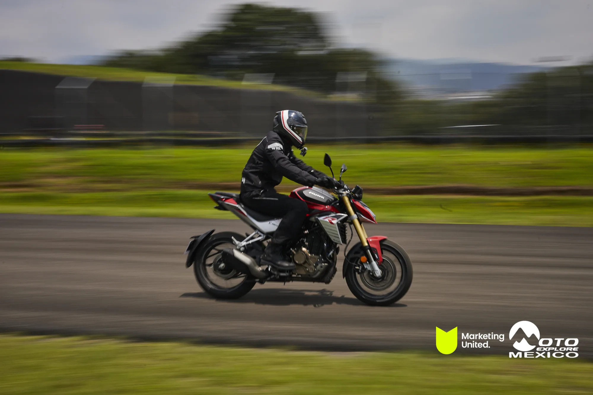 HUNK TRACKDAY 378